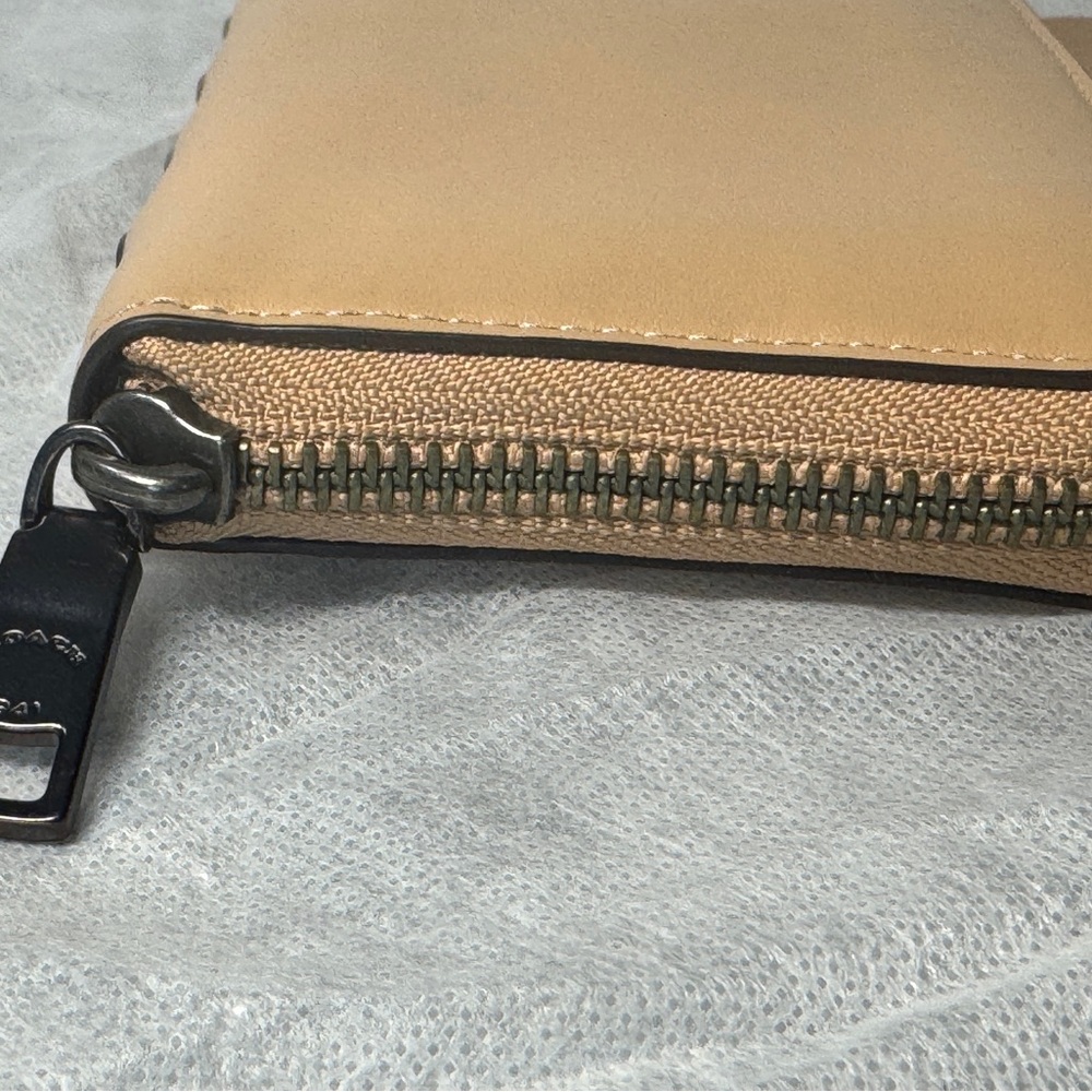 Coach Tan 1941 Link exotic phyton wallet rare multicolor leather zip around - Picture 8 of 14